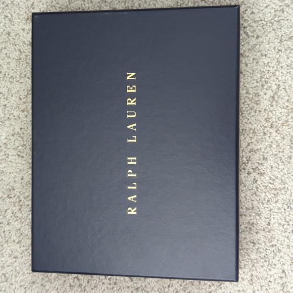 Hat and booties white RL - Picture 2 of 5